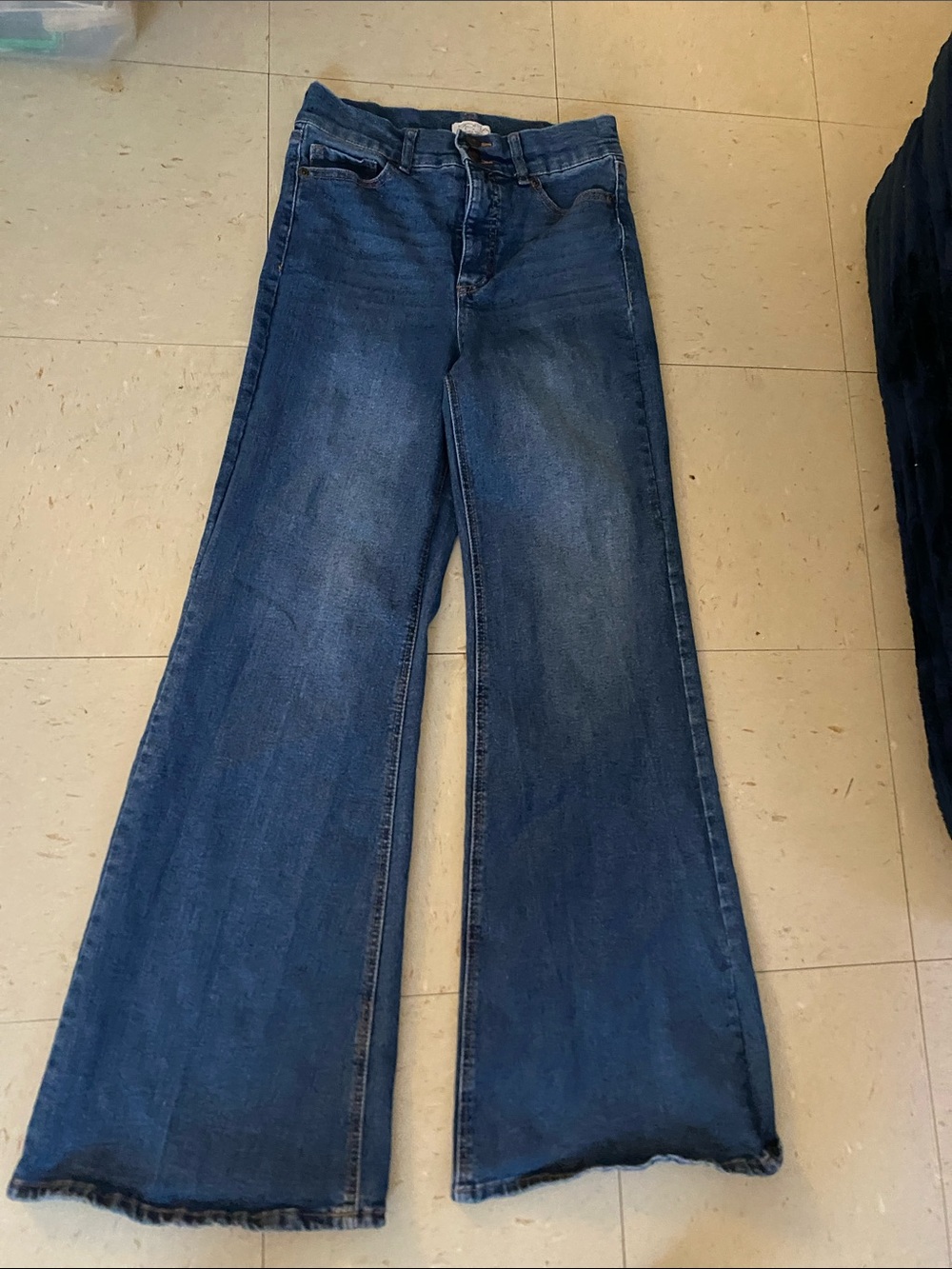SOFIA VERGARA MARGOT WIDE LEG SZ 4 JEANS